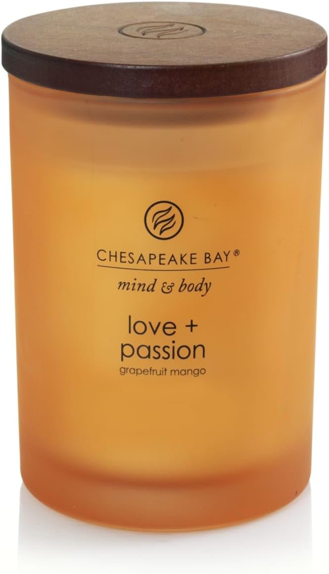 Chesapeake Bay Candle PT31905 Scented Candle Love + Passion Medium Home Décor by ChesapeakeBayFragrance