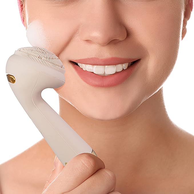 Silicone Facial Cleansing Brush - Image 7