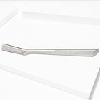 Tweezerman Stainless Steel Facial Razor - Image 7