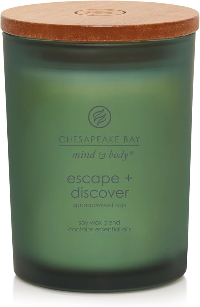 Chesapeake Bay Candle Escape + Discover Medium Jar by ChesapeakeBayFragrance
