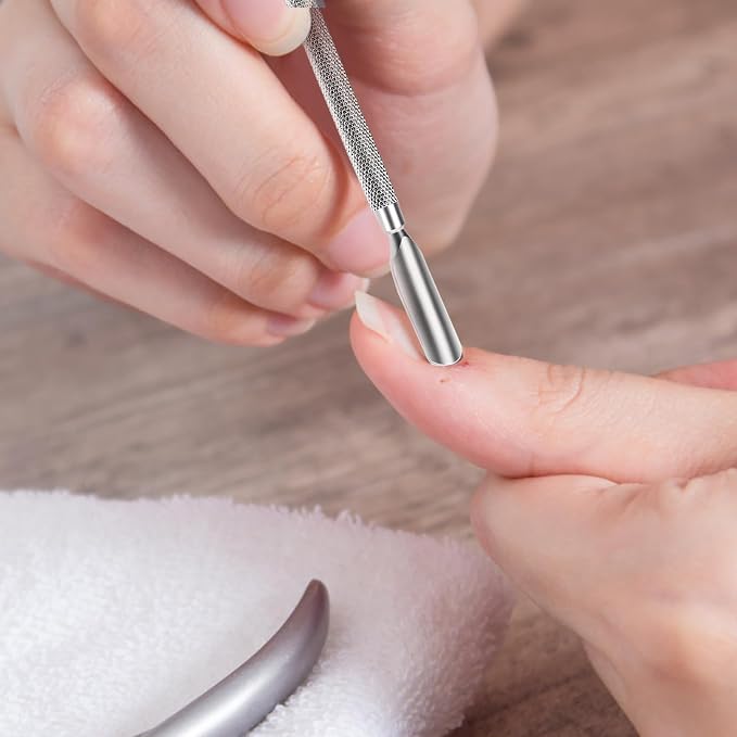 Cuticle Pusher Nail Polish Remover 2-in-1 Cuticle Trimmer Nail Care Tool - Image 6