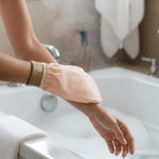The Ramify Silk Exfoliating Gloves - Image 6