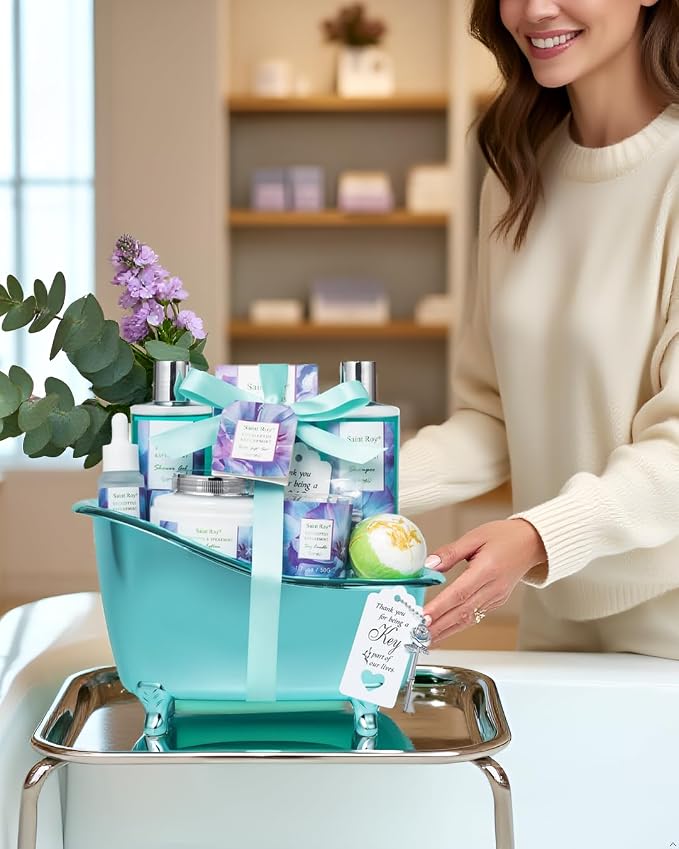 Bath and Body Basket Set EUCALYPTUS & Mint Spa Gift Basket - Image 3