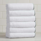 Great Bay Home White/Green Hand Towel Set by GreatBayHome