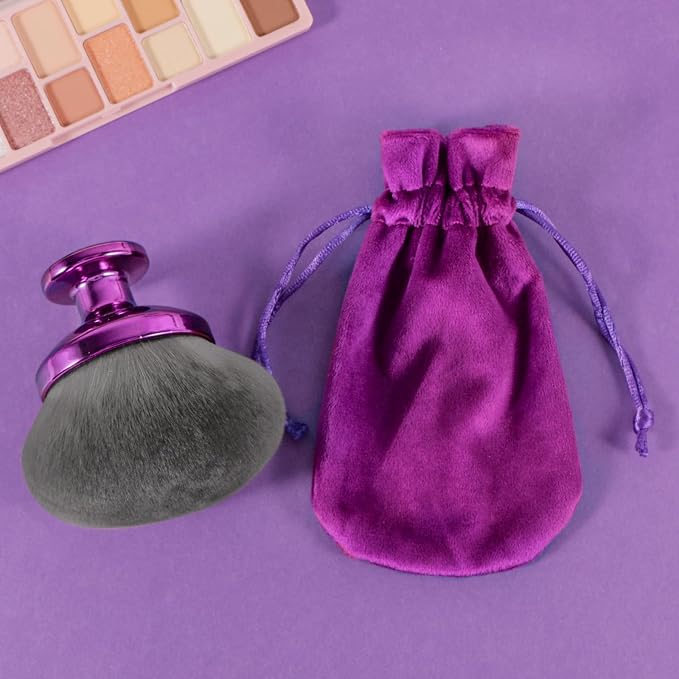 Blend & Blur Extra Large Body Makeup Brush - Image 7