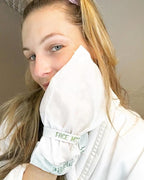 MicrodermaMitt Clear Skin Exfoliating Mitt - Image 3