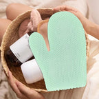 Honeycomb Exfoliating Bath Gloves - Image 4