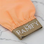 The RAMIFY Silk Exfoliating Gloves - Image 2