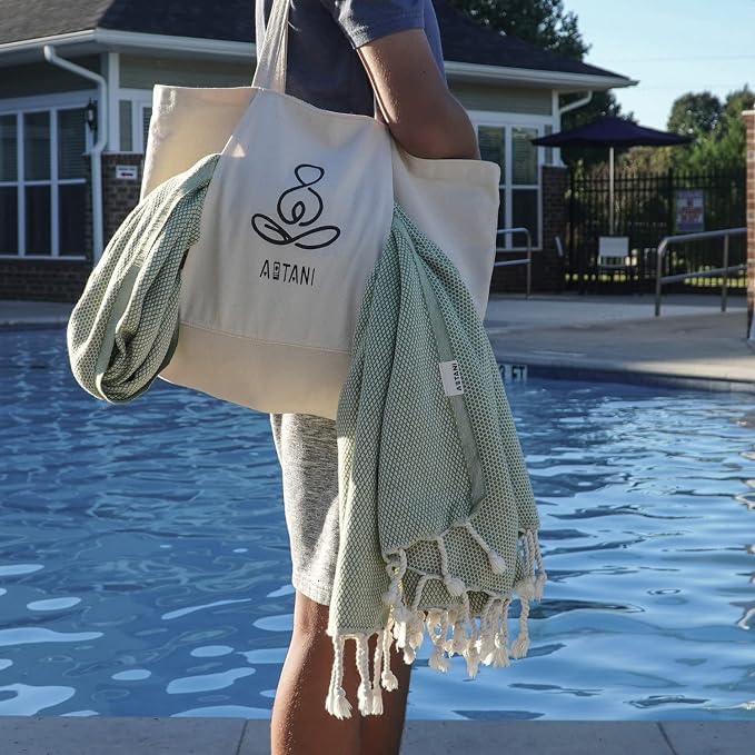 ATANI 69x35 in Oversized Turkish Beach Towel Set - Image 4