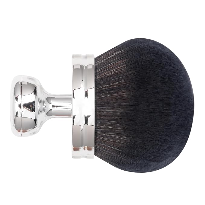 Blend & Blur Extra Large Body Makeup Brush by BABYSHEEP