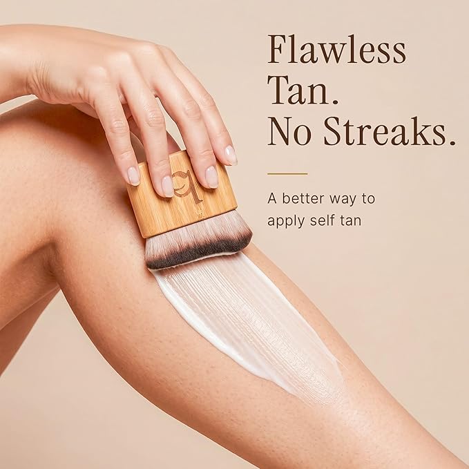Ultra Soft Self Tanner Brush - Image 2