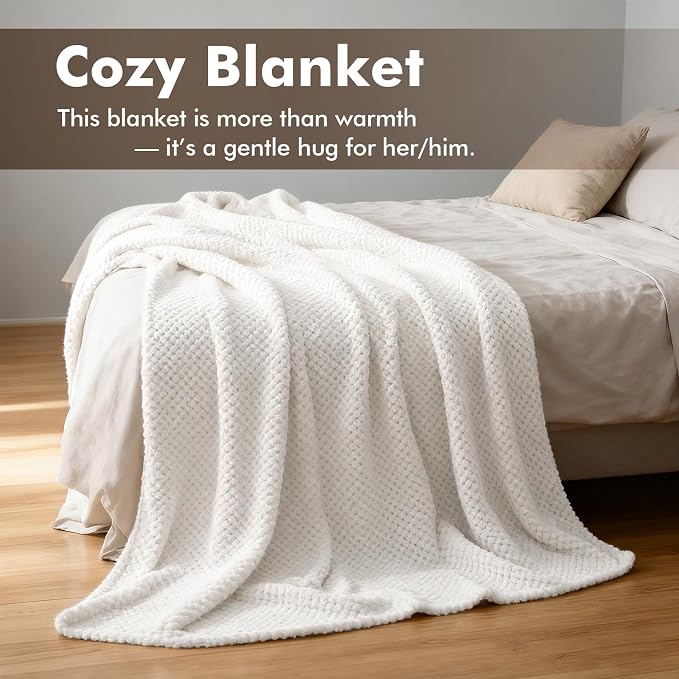 Natural Amor Lavender Blanket Spa Gift - Image 5