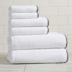 Great Bay Home Black/White Bath Towel Set by GreatBayHome