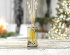 Urban Naturals Frosted Pinecones Holiday Scented Reed Diffuser Oil Gift Set | - Image 5