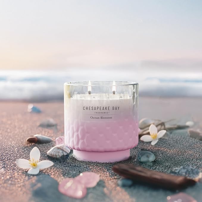 Chesapeake Bay, 11oz Ocean Blossom Scented Candle, Mood Evoking Fragrance - Image 2