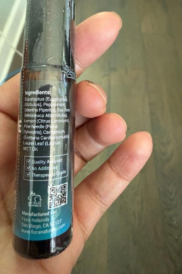 Fiora Naturals Breathe Essential Oil Roll-On Blend - Image 7