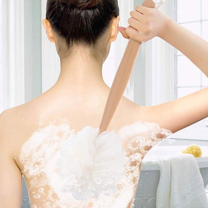 White Loofah with Handle - Image 3