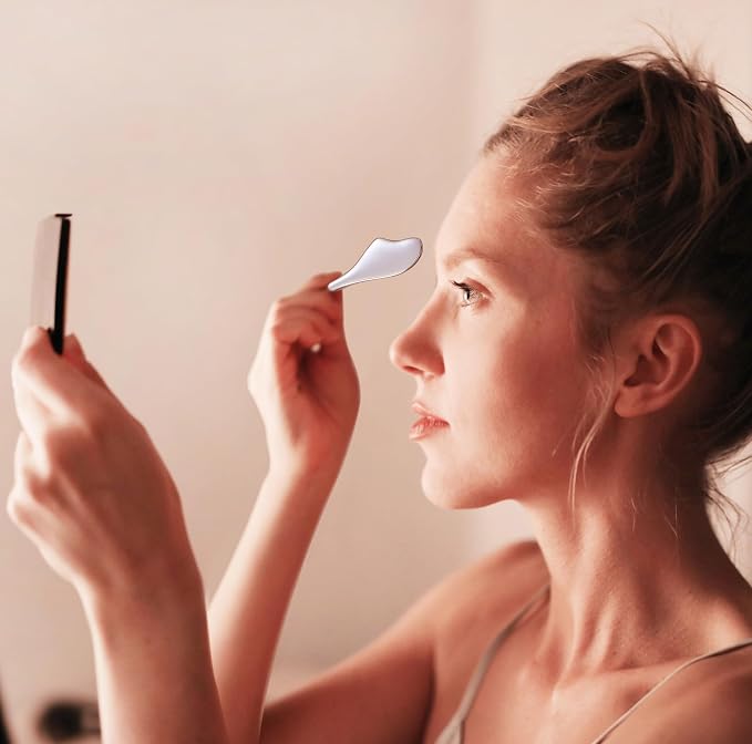 Mini Eye Care Stick, Facial Roller to Eliminate Eye Puffiness, Lighten Wrinkles - Image 5