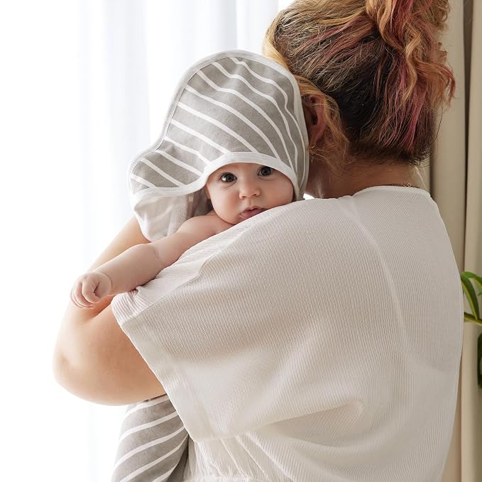 Momcozy Baby Hooded Towel, 2 Pack Cotton Bath Towel - Image 3
