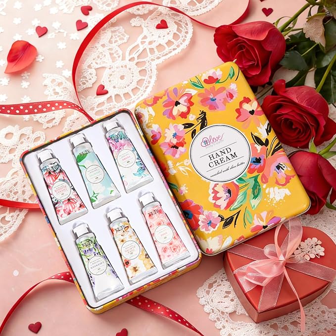BODY & EARTH Hand Cream Gifts Set - Image 2