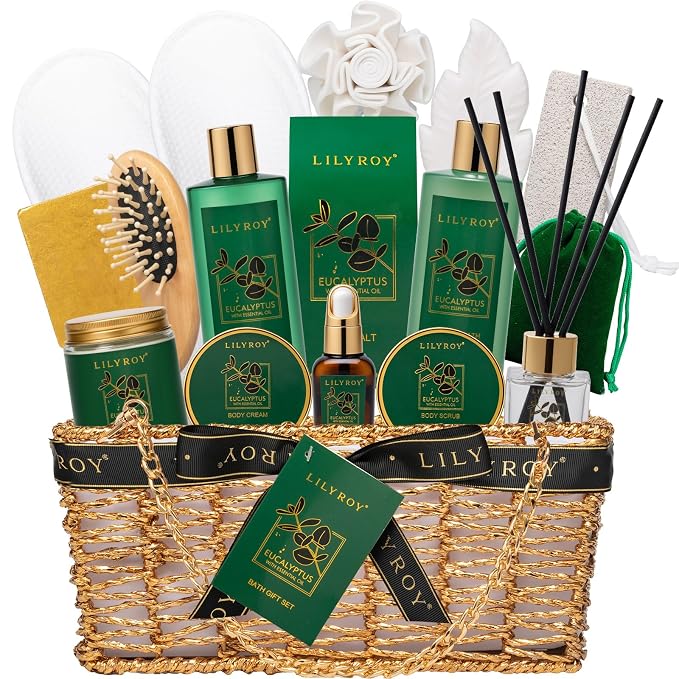 18-Piece Mother's Day Gift Basket by LILYROY