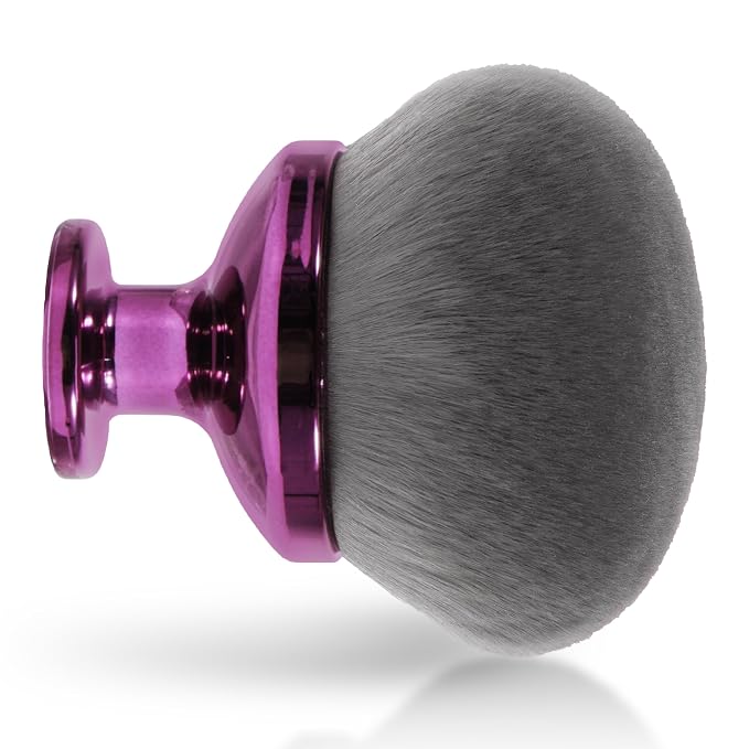Blend & Blur Extra Large Body Makeup Brush - Image 8