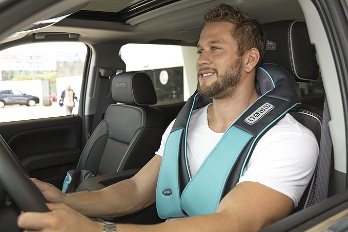 InvoSpa Shiatsu Neck and Back Massager - Image 6
