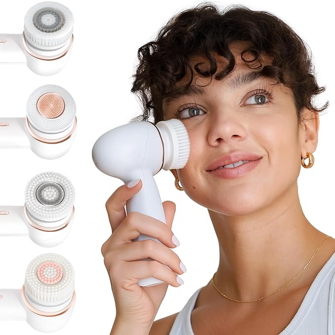 Raedia 2.0 Handheld Facial Cleansing Brush by VanityPlanet