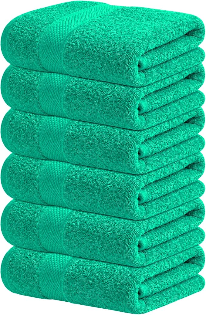 Infinitee Xclusives Green Hand Towels by InfiniteeXclusives