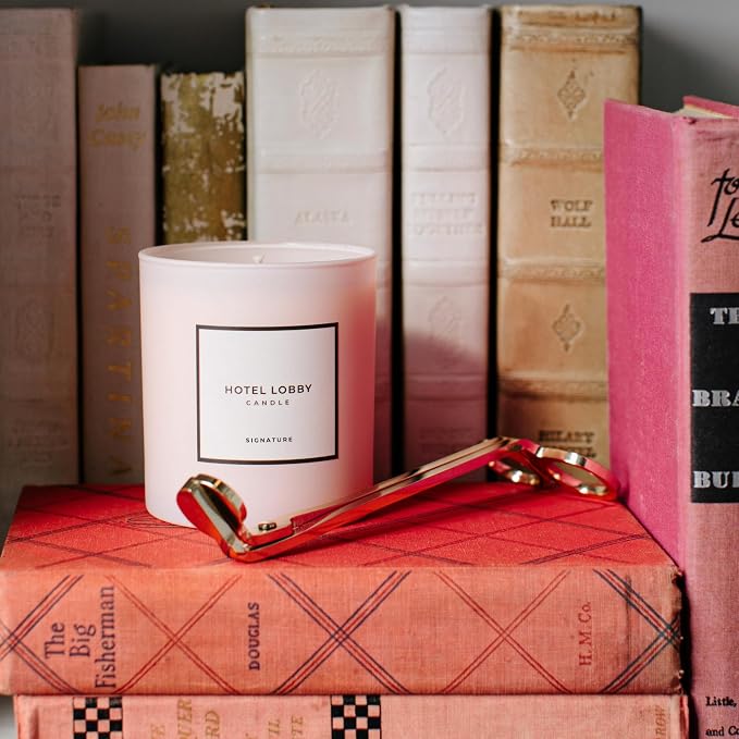 Hotel Lobby Signature Candle – Luxury Hand-Poured 9.75oz Soy Wax - Image 2