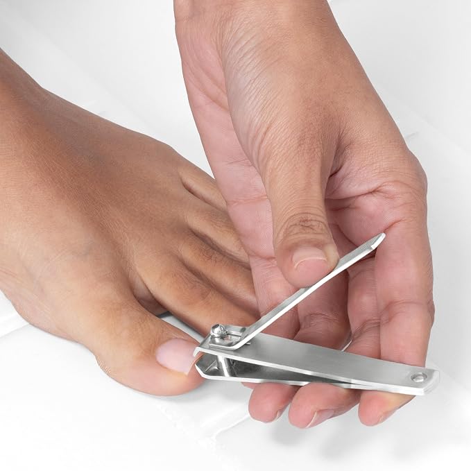Tweezerman Stainless Steel Nail Clipper Combo Set - Image 5
