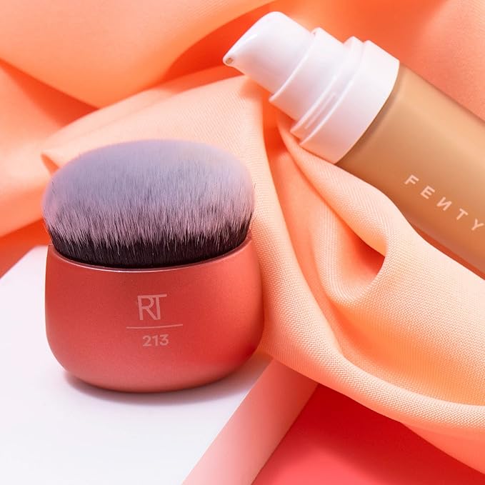 Real Techniques Foundation Makeup Blender, Kabuki Brush - Image 5