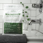 Village Naturals Therapy Muscle Magnesium Bath Flakes, Eucalyptus, Mint & - Image 3