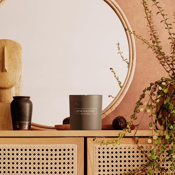 Benevolence LA Eucalyptus & Chamomile Christmas Scented Candles | Soy Candles - Image 7