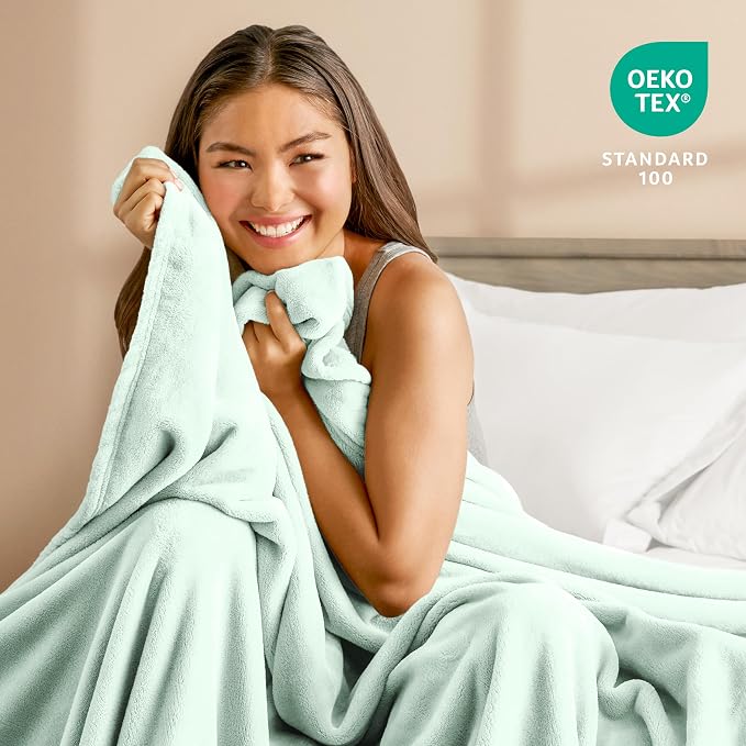 Bare Home Fleece Blanket - Image 4