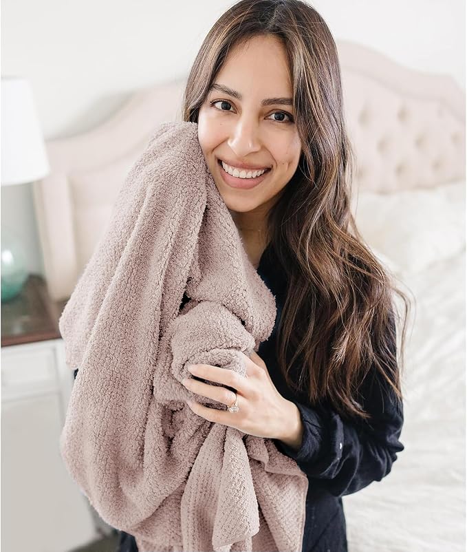 ROLSHOL 2 Packs Large Microfiber Hair Towels - Image 6