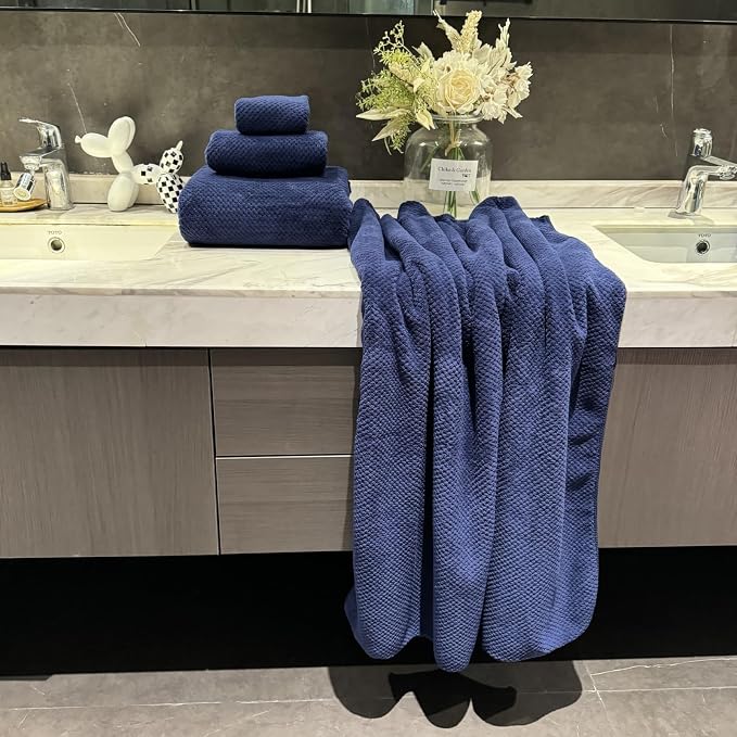 Extra Large Bath Towels Set for Bathroom 30x60 Inches Super Soft Light Weight - Image 3