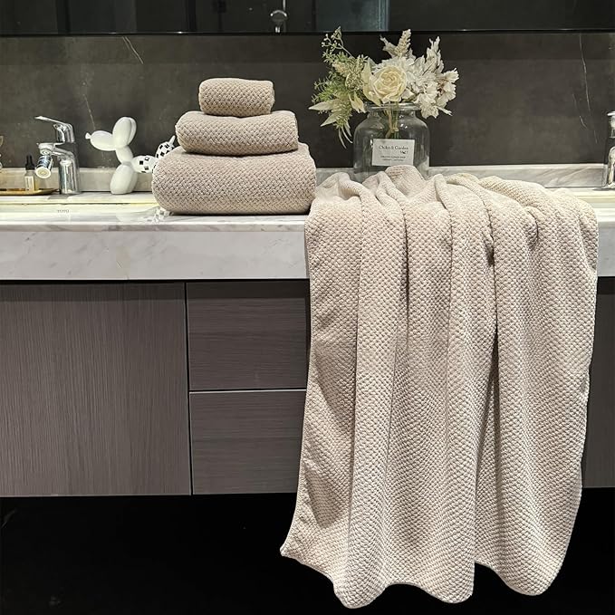 Extra Large Bath Towels Set for Bathroom 30x60 Inches Super Soft Light Weight - Image 3