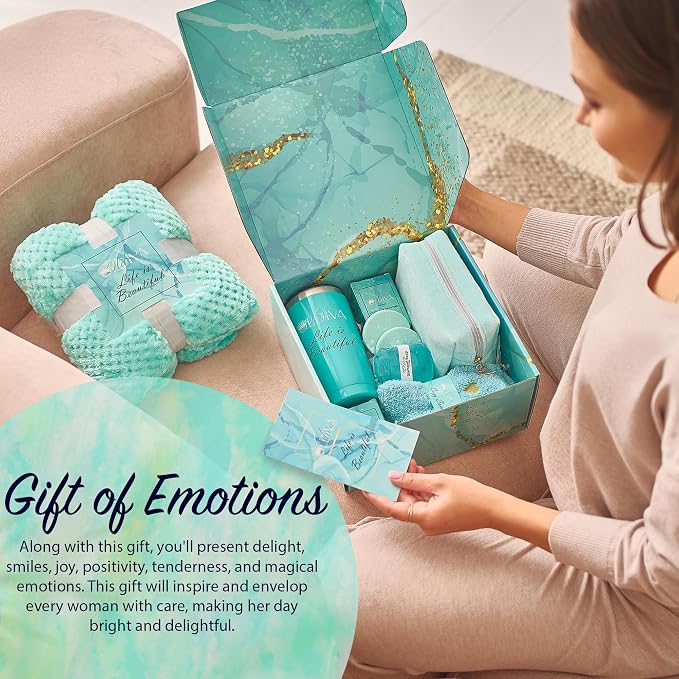 11 Pcs Spa Gift Basket for Women – Luxury Bath Set - Image 4