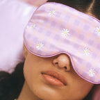 slip Pure Silk Contour Sleep Mask: Protect Your Delicate Lashes - Image 5