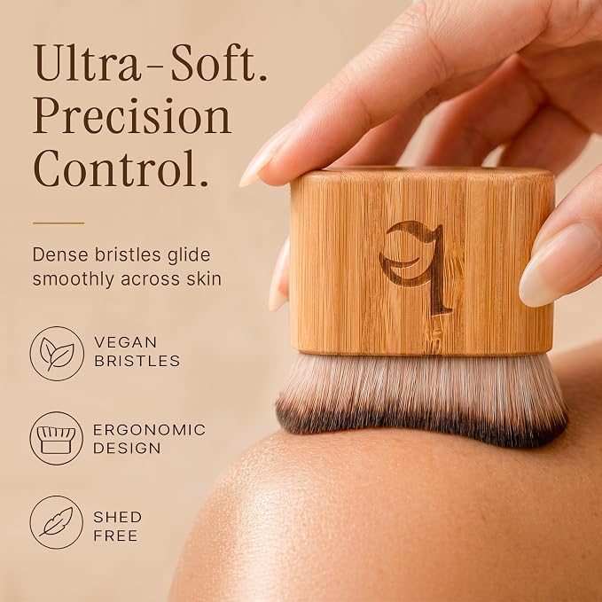 Ultra Soft Self Tanner Brush - Image 4