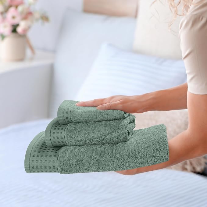 GLAMBURG Ultra Soft 3 Pack Cotton Towel Set, Contains a Bath Towel 28x55 inch - Image 4