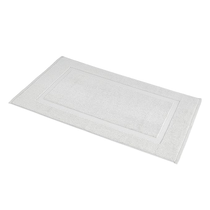 Amazon Basics Banded Bathroom Bath Rug Mat, 100% Cotton, 31 x 20 inches by AmazonBasics