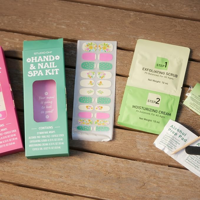 Studio Oh! Hand & Nail Spa Kit, Mini Nail Kit - Image 6